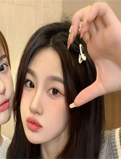 解码《圣诞美如画》：从剧情到主题的探索之旅